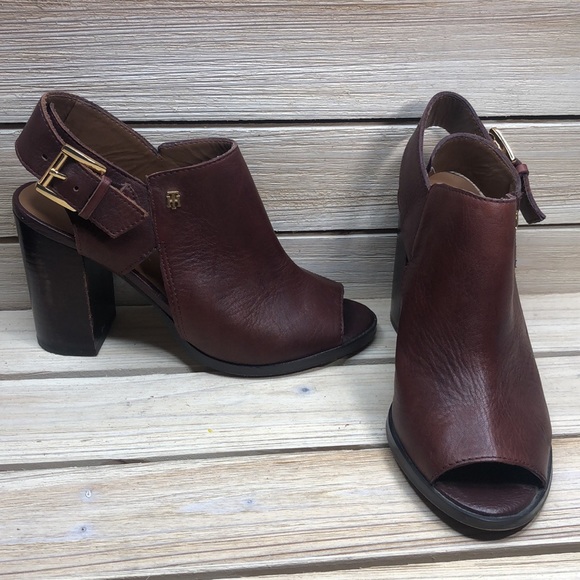 Tommy Hilfiger Peppy Peep Toe Open Block Heel Sandal Size 6M - Picture 2 of 13